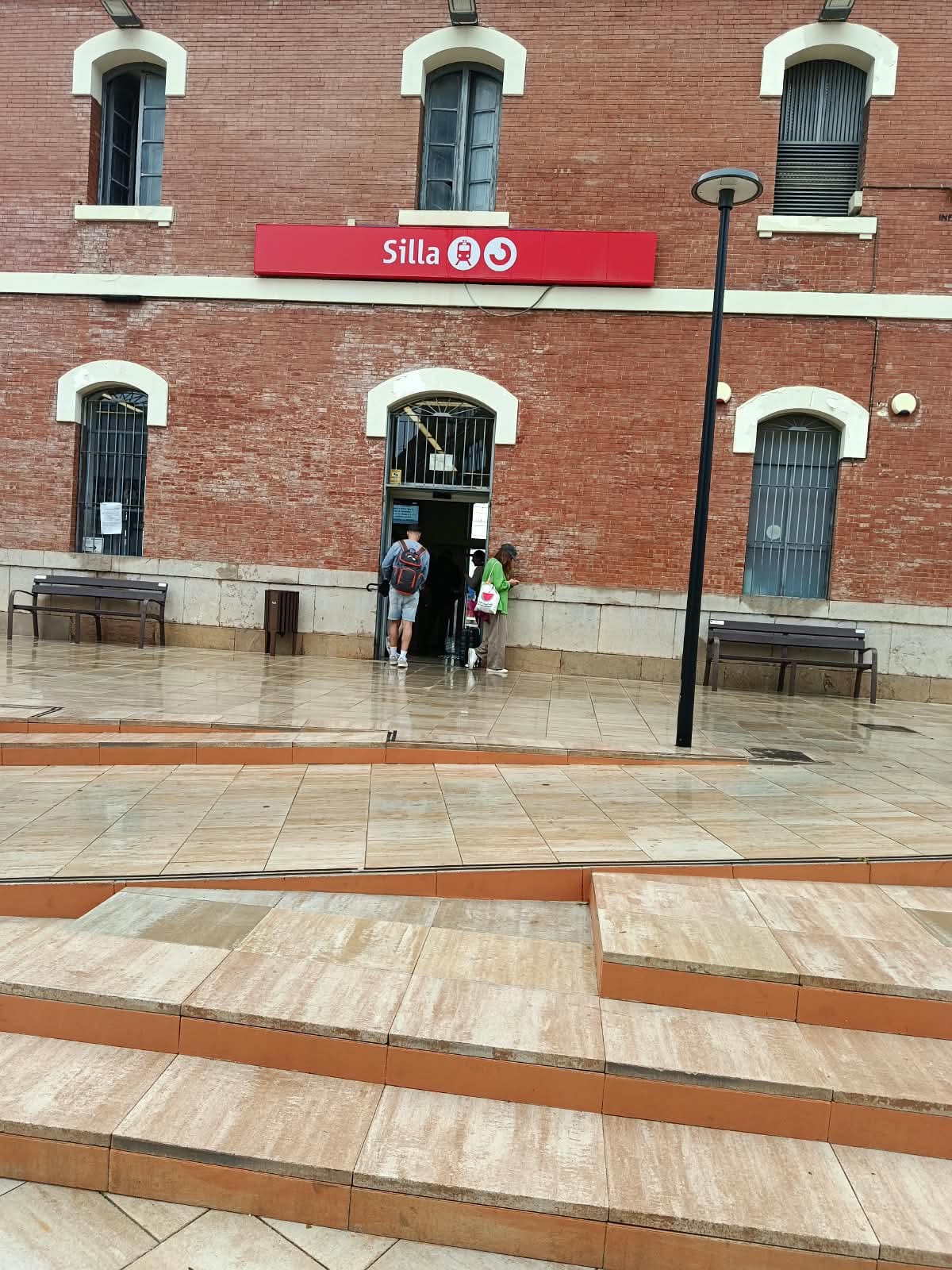 Valencia: DANA Adam interrumpe trenes en Horta Sur y Safor — ciudades | Latinos FM