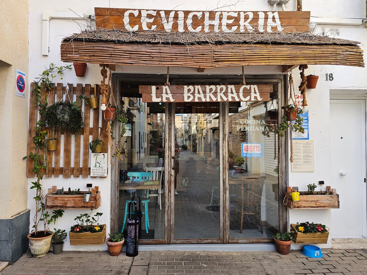 Cevicheria La Barraca Denia, restaurante peruano con auténtico ceviche y lomo saltado — foto oficial del restaurante.