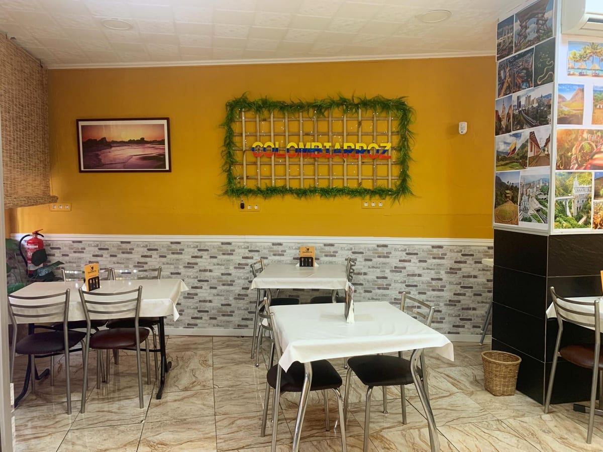 Bandeja Paisa y Arepas en ColombiArroz Bar - Cafeteria, restaurante colombiano en Castellón de la Plana — foto oficial del restaurante