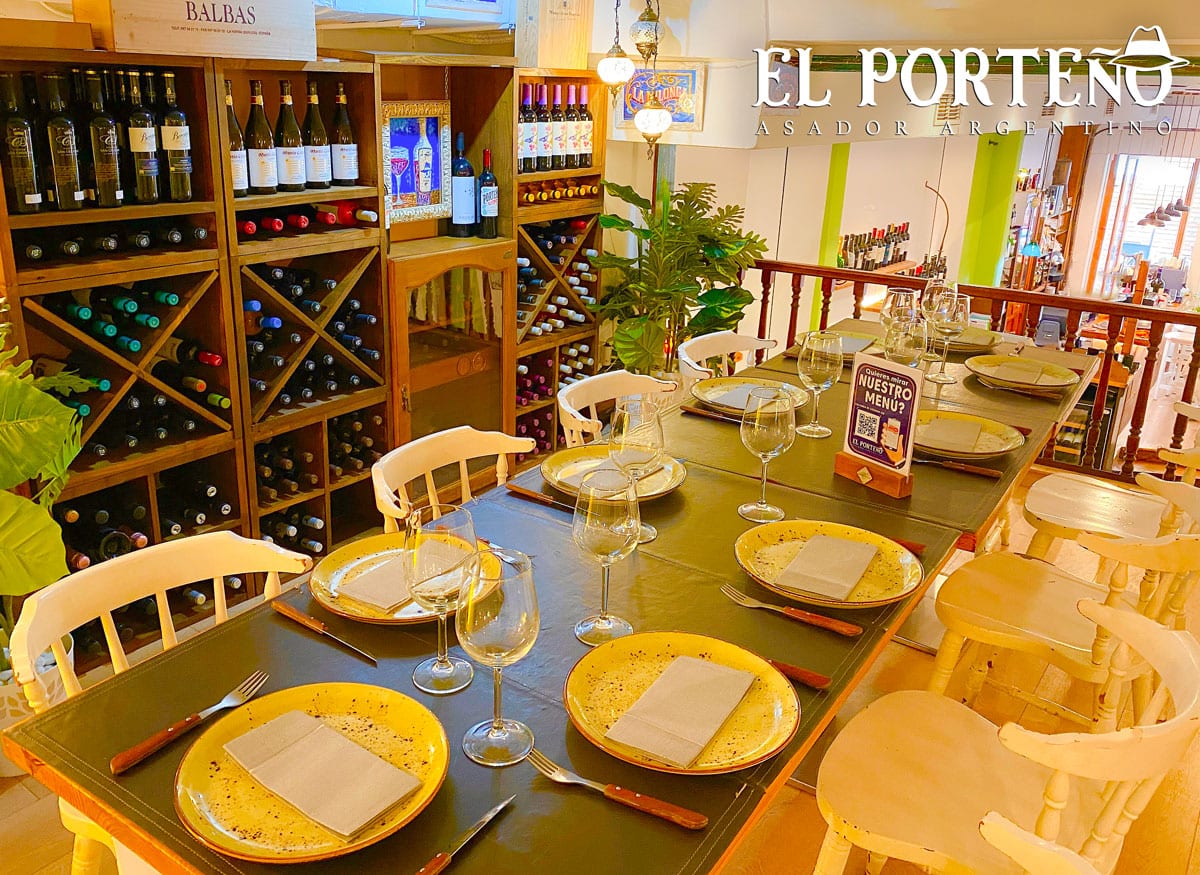 Carnes a la parrilla argentinas en El Porteño Valencia, restaurante en Ciutat Vella — foto oficial del restaurante.