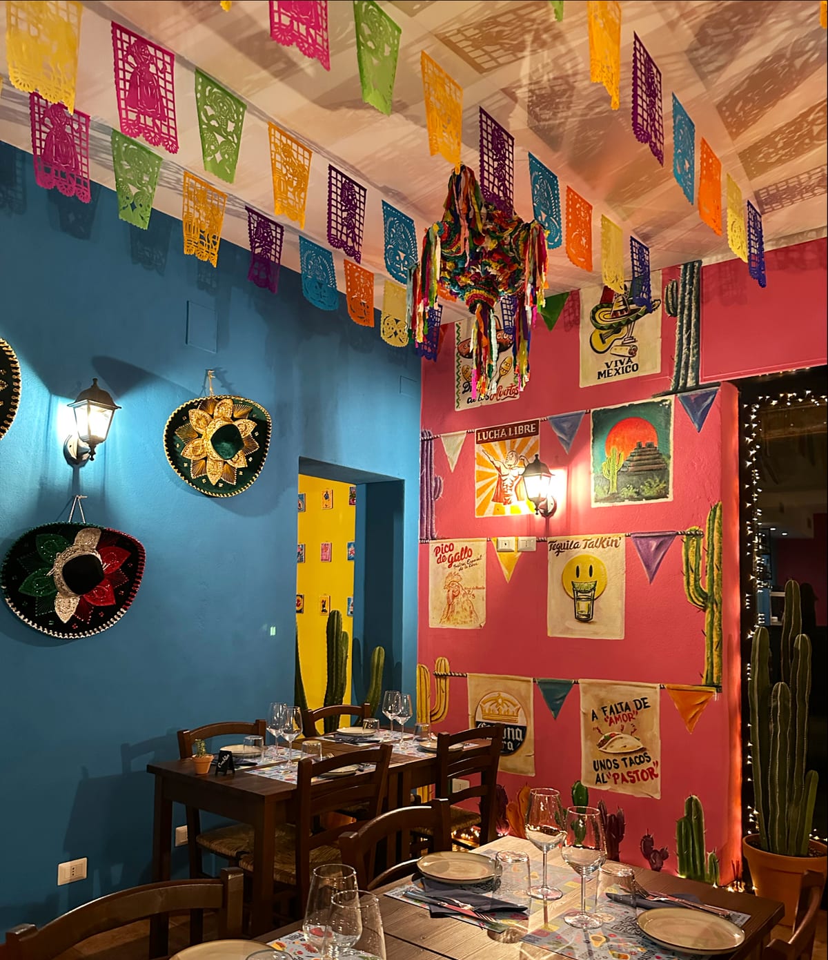 Tacos al pastor y guacamole fresco en El Taco Azul - Taquería Mexicana en Suiza — foto oficial del restaurante