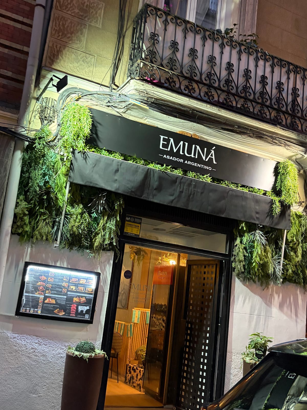 EMUNÁ Asador Argentino en Madrid, especialista en parrilla argentina y bife de chorizo en Moncloa-Aravaca — foto oficial del restaurante
