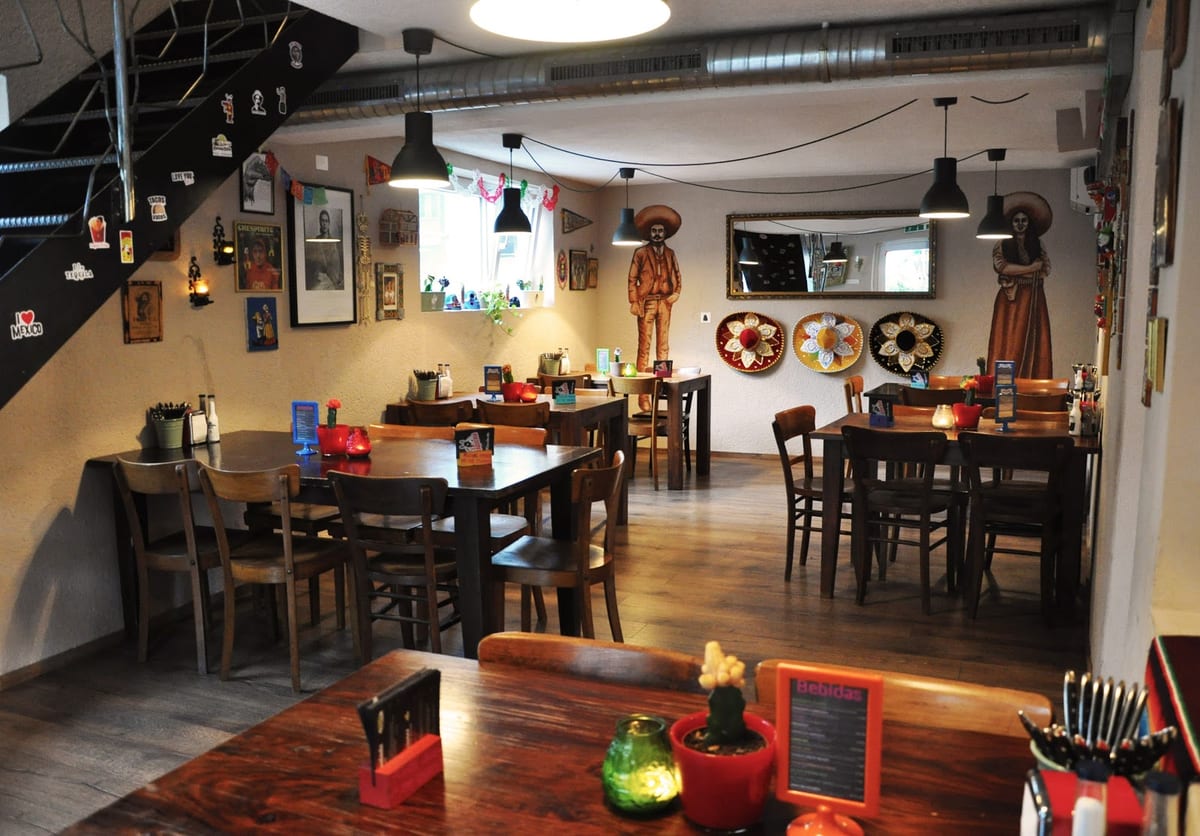 Tacos al pastor y margaritas en La Taquería Altstetten, el mejor restaurante mexicano de Zúrich — foto oficial del restaurante