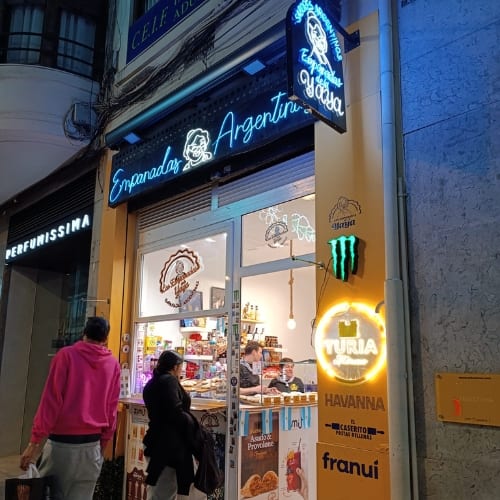 Las Empanadas de la Yaya | Argentinian takeaway | para llevar Valencia — restaurante argentina en Valencia
