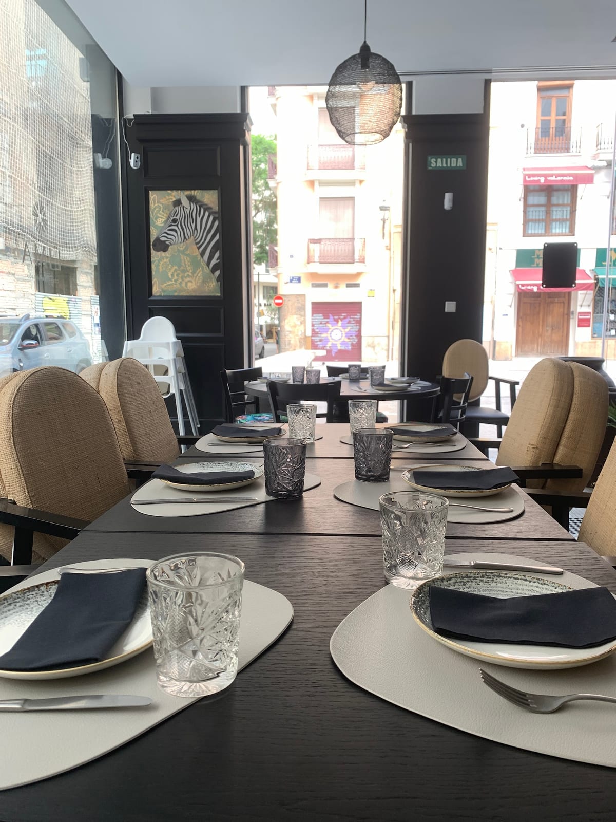 Plato de ceviche o lomo saltado en Lima Restaurante, cocina peruana auténtica en Valencia, Ciutat Vella — foto oficial del restaurante