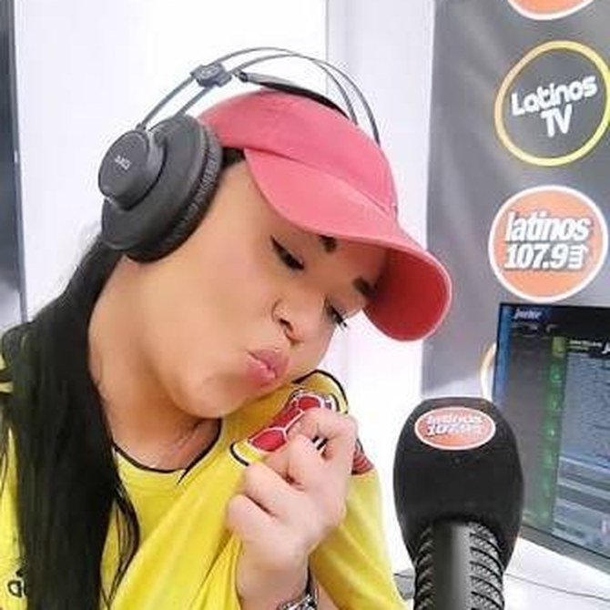 Daliana Suárez — Locutora · La voz alegre de la radio de Latinos FM