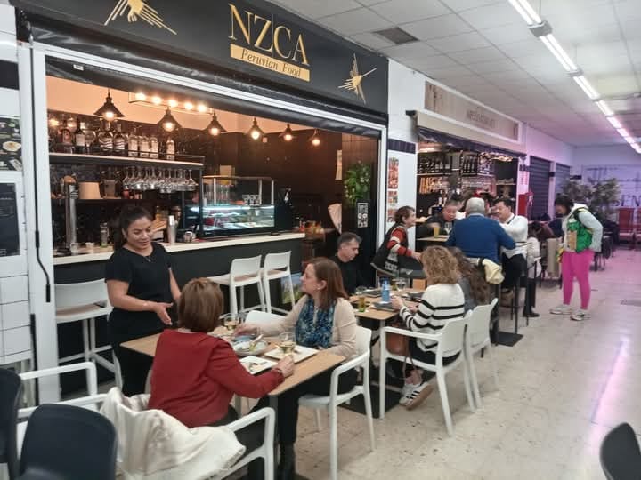 Platos típicos de cocina peruana de Nzca Peru en Denia, como ceviche o lomo saltado — foto oficial del restaurante.
