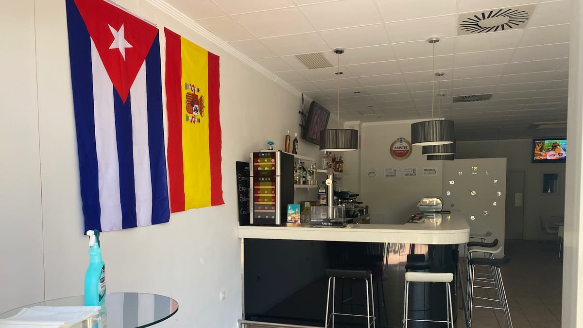 Restaurante Tantomontacubano, el rincón cubano en Castellón, con su ambiente acogedor y platos típicos de Cuba — foto oficial del restaurante.