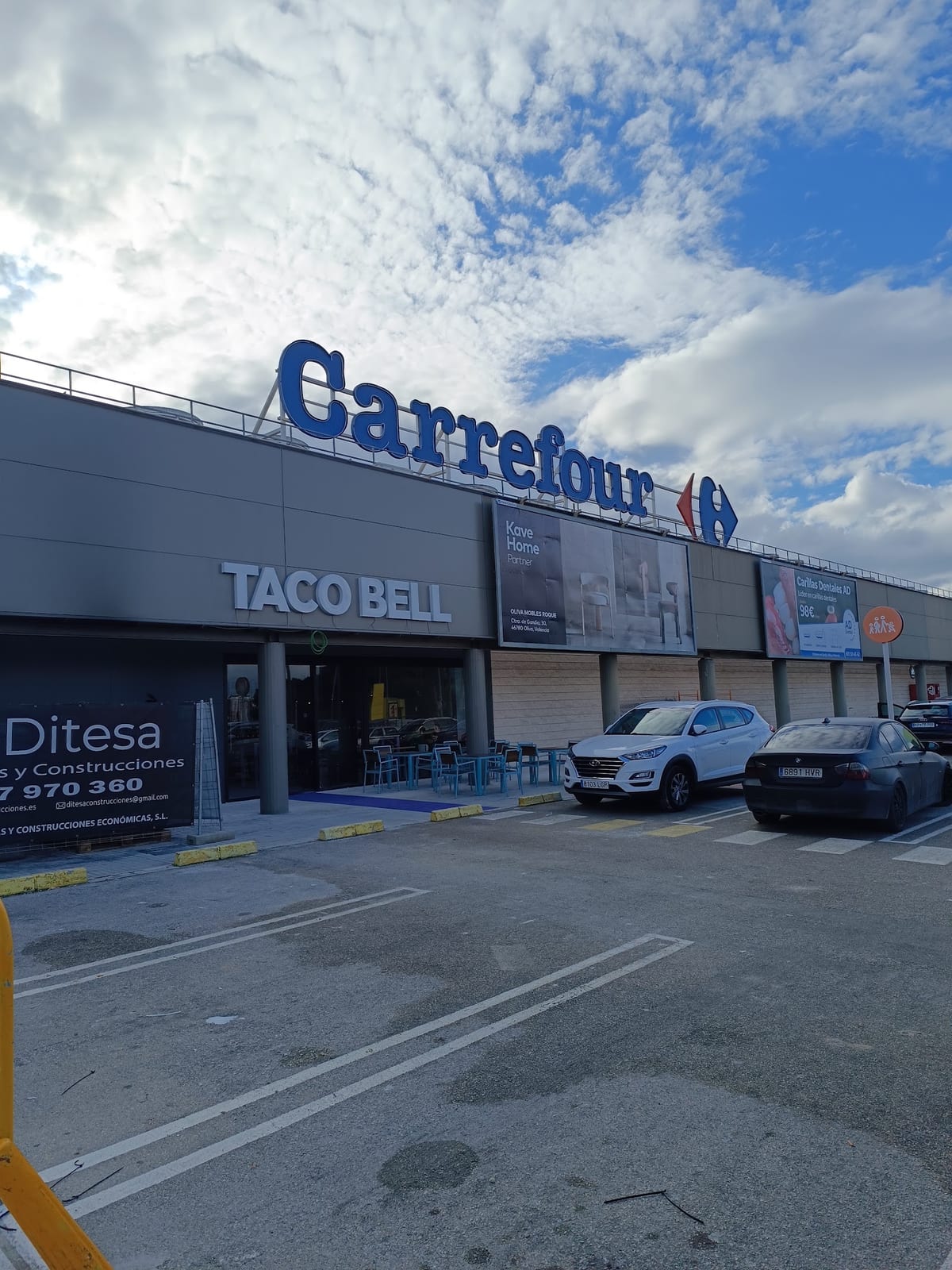 Taco Bell Gandía, restaurante de comida mexicana con deliciosos tacos, quesadillas y nachos en Avinguda de Blasco Ibáñez — foto oficial del restaurante.