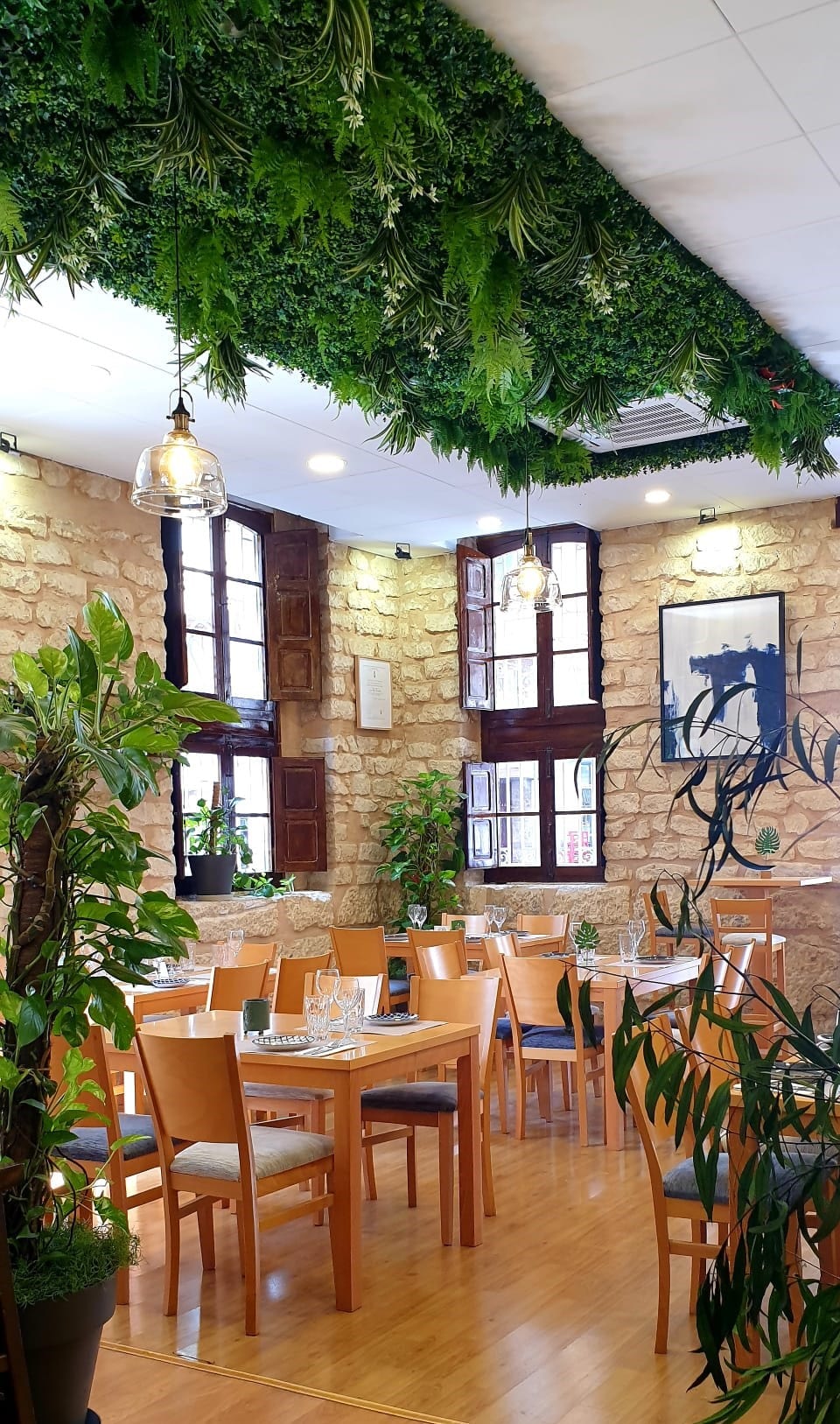 Plato de Ceviche peruano de Vituco Gourmet en Denia, con ingredientes frescos y vibrantes — foto oficial del restaurante.